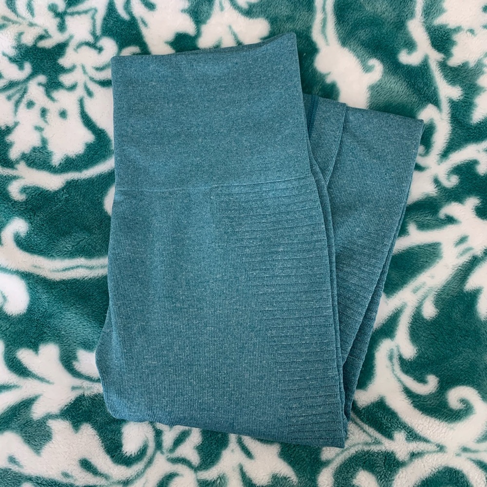 CRVS Heather Teal Seamless leggings